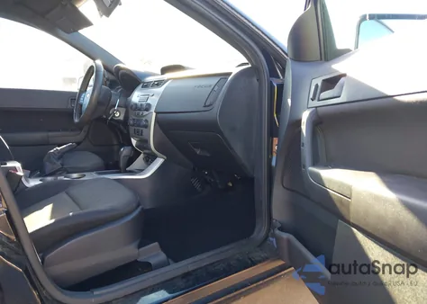 2011 Ford Focus Se z USA, uszkodzony, nr VIN 1FAHP3FNXBW173677